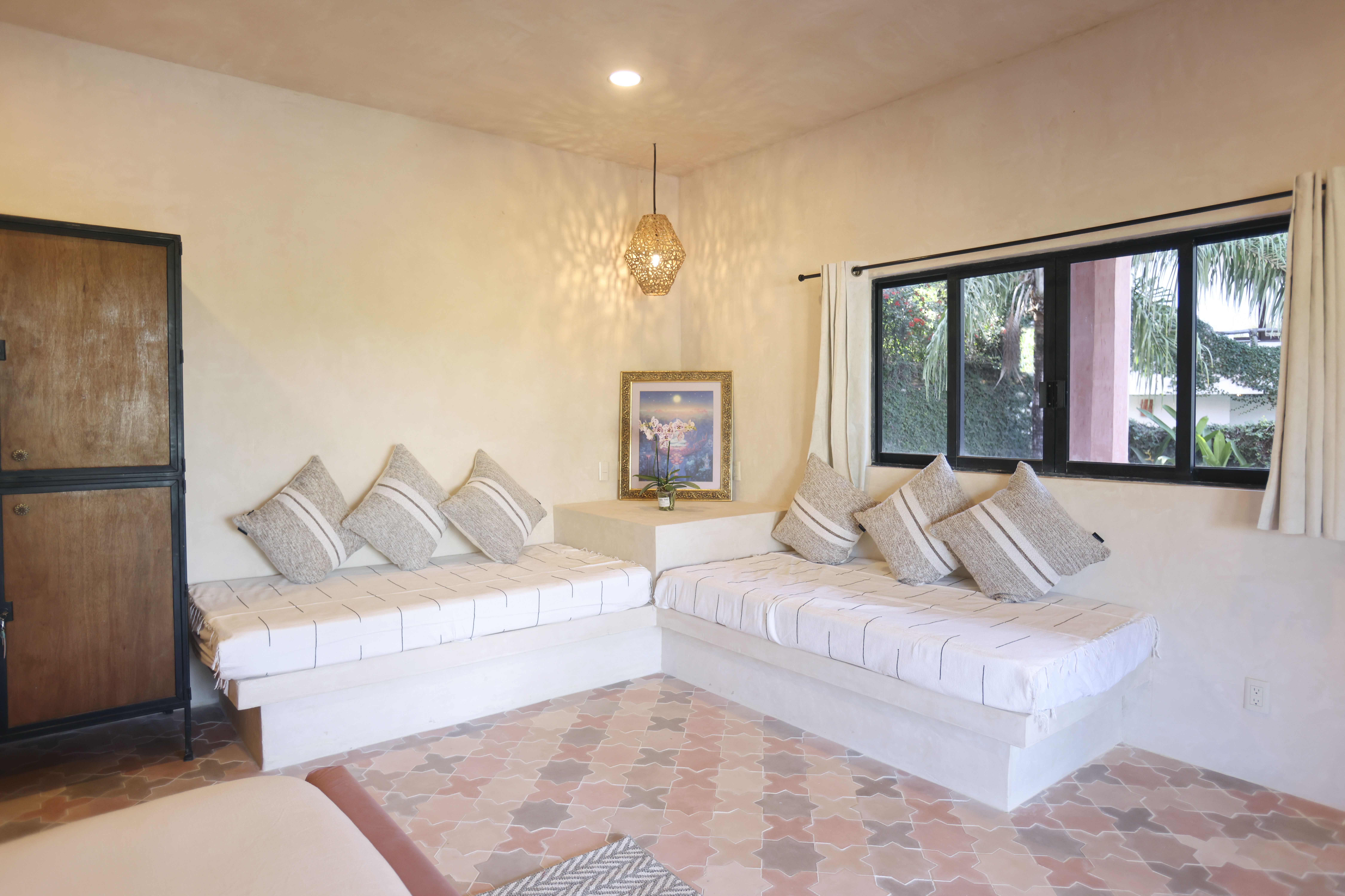 Harmonia suite Nomada